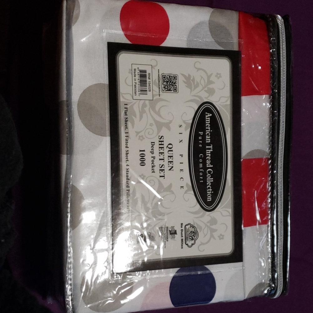 Bed sheets - Picture 2 of 4